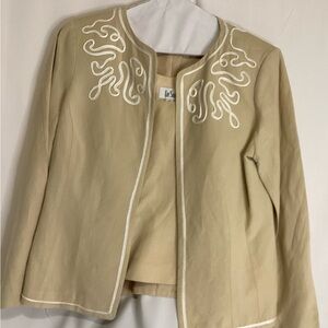 Le Suit 3-Piece Linen Set – Size 10 – Embroidered Jacket, Sleeveless Top & Skirt